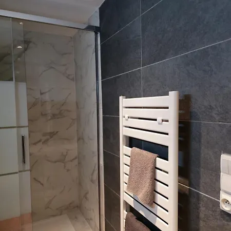 Apartment Charming Comfy In